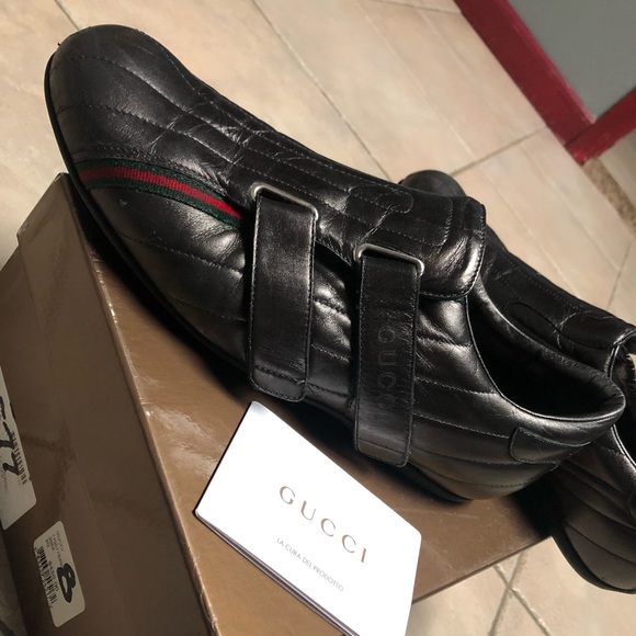 Men’s Gucci shoes - Picture 2 of 2